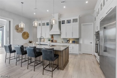Welcome to luxury living at its finest! This exceptional 5 - photo 4