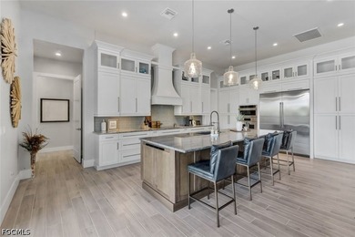 Welcome to luxury living at its finest! This exceptional 5 - photo 8