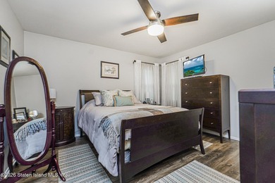 Welcome to 43 Hickory Avenue! This fully renovated 1-family - photo 13