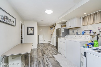 Welcome to 43 Hickory Avenue! This fully renovated 1-family - photo 23