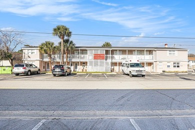Welcome to this charming efficiency unit in the desirable Ocean - photo 1