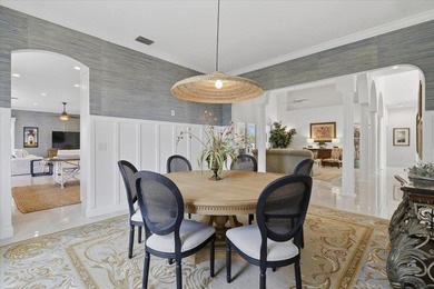 Welcome to one of the most extraordinary waterfront estates in - photo 41