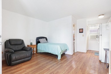 Welcome to this charming efficiency unit in the desirable Ocean - photo 10
