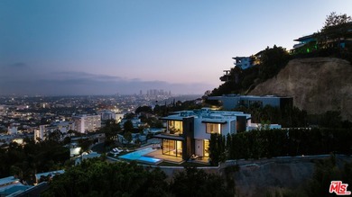 Boasting A+ panoramic views that are among the most - photo 1