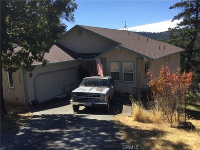 3 bedroom 2.5 bath single story home in Willits. Needs repairs - photo 2
