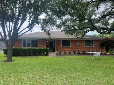 Lake Home For Sale in Dallas, Texas