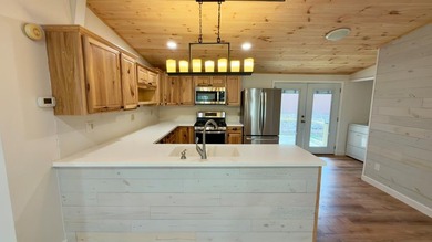 JUST REDUCED 20K!!! Priced to SELL. This COMPLETELY Remodeled - photo 3