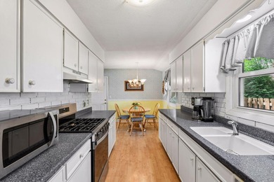 Pristinely quiet, walkable to private beach, restaurants, Lord - photo 17