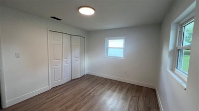Looking for a classic home with new features? Located in cozy - photo 23