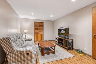 Pristinely quiet, walkable to private beach, restaurants, Lord - photo 25