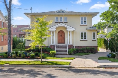 Welcome to an architectural masterpiece set in the heart of - photo 1
