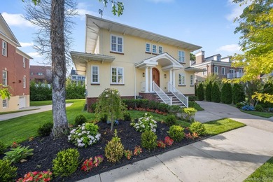 Welcome to an architectural masterpiece set in the heart of - photo 2