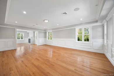 Welcome to an architectural masterpiece set in the heart of - photo 9