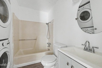 Duplex on 3+ Acres | Multifamily Zoned | No HOA | Near Seabee - photo 11