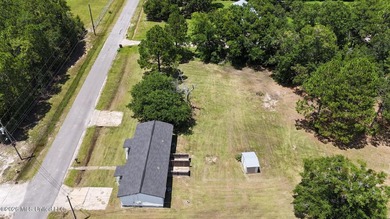 Duplex on 3+ Acres | Multifamily Zoned | No HOA | Near Seabee - photo 15