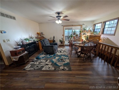 What a lovely family home with large rooms so close to the Lake - photo 18