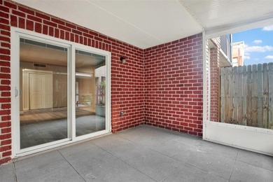 One or more photo(s) has been virtually staged. Welcome to this - photo 22