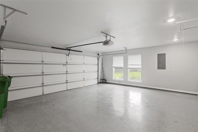 Built in 2022 and perfectly positioned on the main body of Lake - photo 22