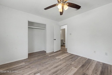 Duplex on 3+ Acres | Multifamily Zoned | No HOA | Near Seabee - photo 25
