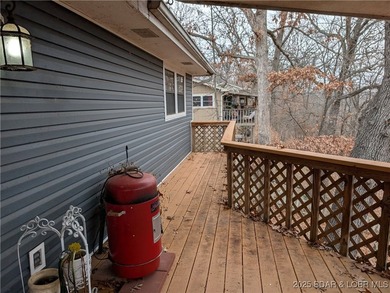 What a lovely family home with large rooms so close to the Lake - photo 35