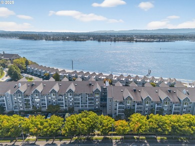Columbia River - Clark County Condo For Sale in Vancouver Washington
