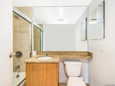 Welcome to a beautiful and amazingly maintained 2 Beds/ 2 Bath - photo 3
