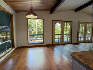 Here is your opportunity to own a charming 2-bedroom, 1-bath - photo 8