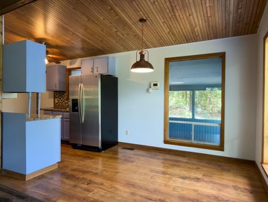 Here is your opportunity to own a charming 2-bedroom, 1-bath - photo 9