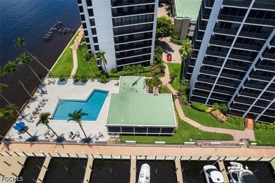 Experience riverfront living at its finest in this one-of-a-kind - photo 5