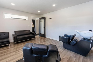 Calling all investors. This is a one in a lifetime opportunity - photo 15