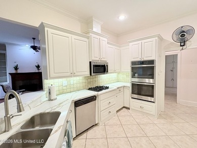 This pretty one-story home has an excellent floorplan and superb - photo 19