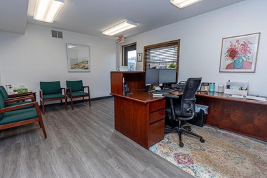 Calling all investors. This is a one in a lifetime opportunity - photo 23