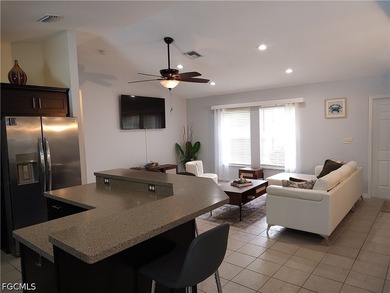 Location! Location! Location! Don't miss this great 3 Bedroom / - photo 6
