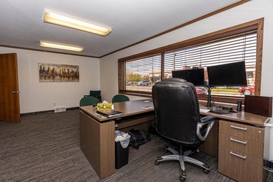 Calling all investors. This is a one in a lifetime opportunity - photo 34