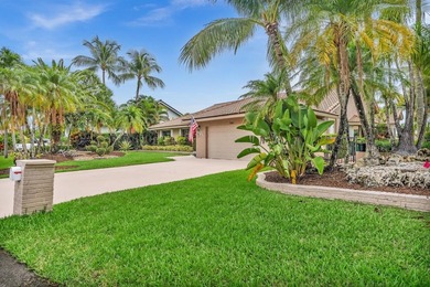 Pristine home with spectacular panoramic long lake views in - photo 4