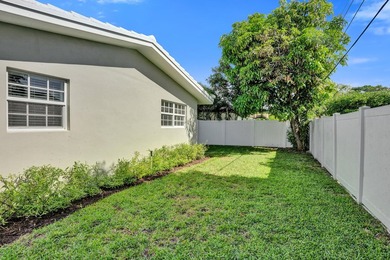 True 4 bedroom, 3 bath pool home in Coral Ridge Country Club - photo 48