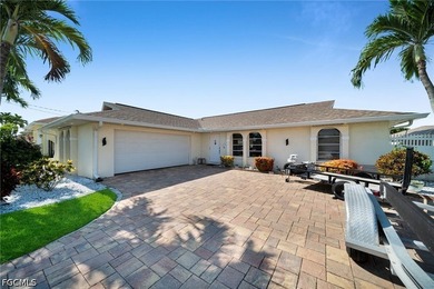 Beautiful property located in a very desirable area. This 3 - photo 1