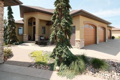 (private lake, pond, creek) Condo For Sale in Sioux Center Iowa