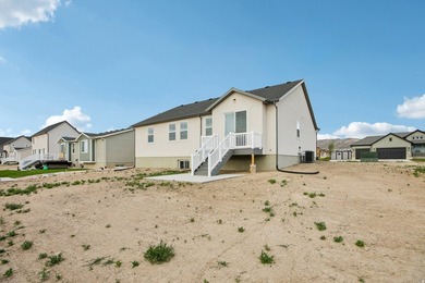 New rambler by Ivory Homes located in Holbrook Farms in Lehi - photo 28