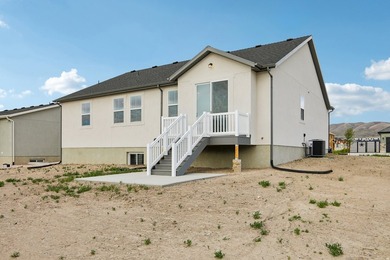 New rambler by Ivory Homes located in Holbrook Farms in Lehi - photo 29