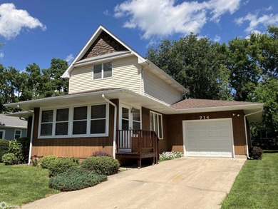 Clear Lake Home For Sale in Clear Lake Iowa