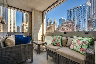 Spacious, split 2bd/2ba with preferred northeast corner views!