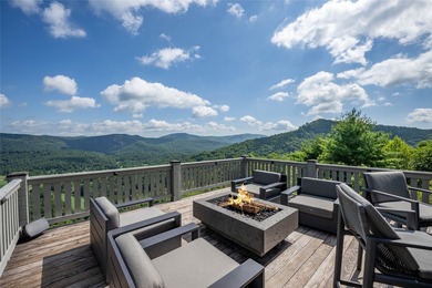 A rare mountain estate with iconic views set within the gated - photo 22