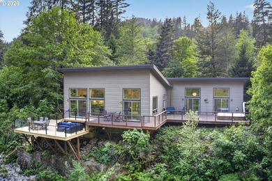 Tucked along the banks of the Washougal River at the end of a - photo 38