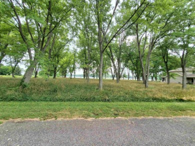  Lot Sale Pending in Hudson Indiana