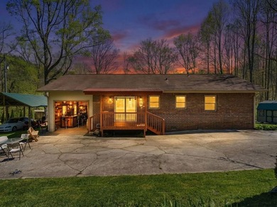 (private lake, pond, coastal) Home For Sale in Hayesville North Carolina