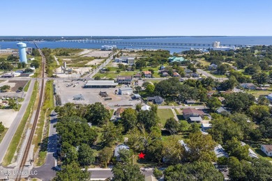 Fantastic opportunity to own a beautifully located 0.24-acre lot - photo 4