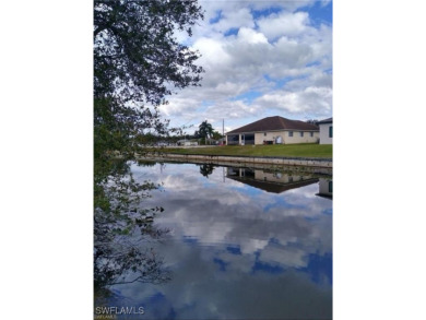 Cape Coral Lakes Area Lot For Sale in Cape Coral Florida