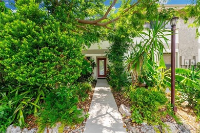 Blue Heron Lake Condo For Sale in Oakland Park Florida