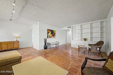Embrace the Sun City lifestyle in this charming 2BR/2BA home! - photo 14